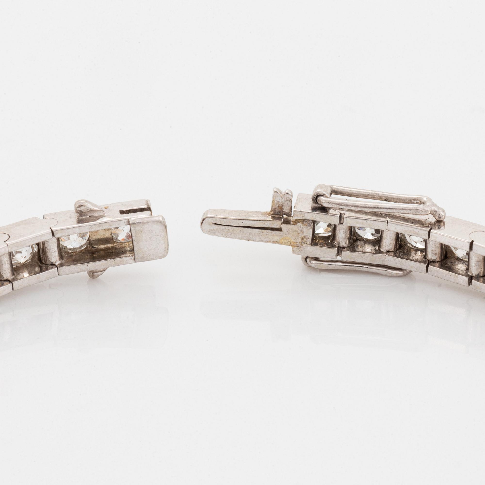 Armband 14K vitguld med gammalslipade diamanter.