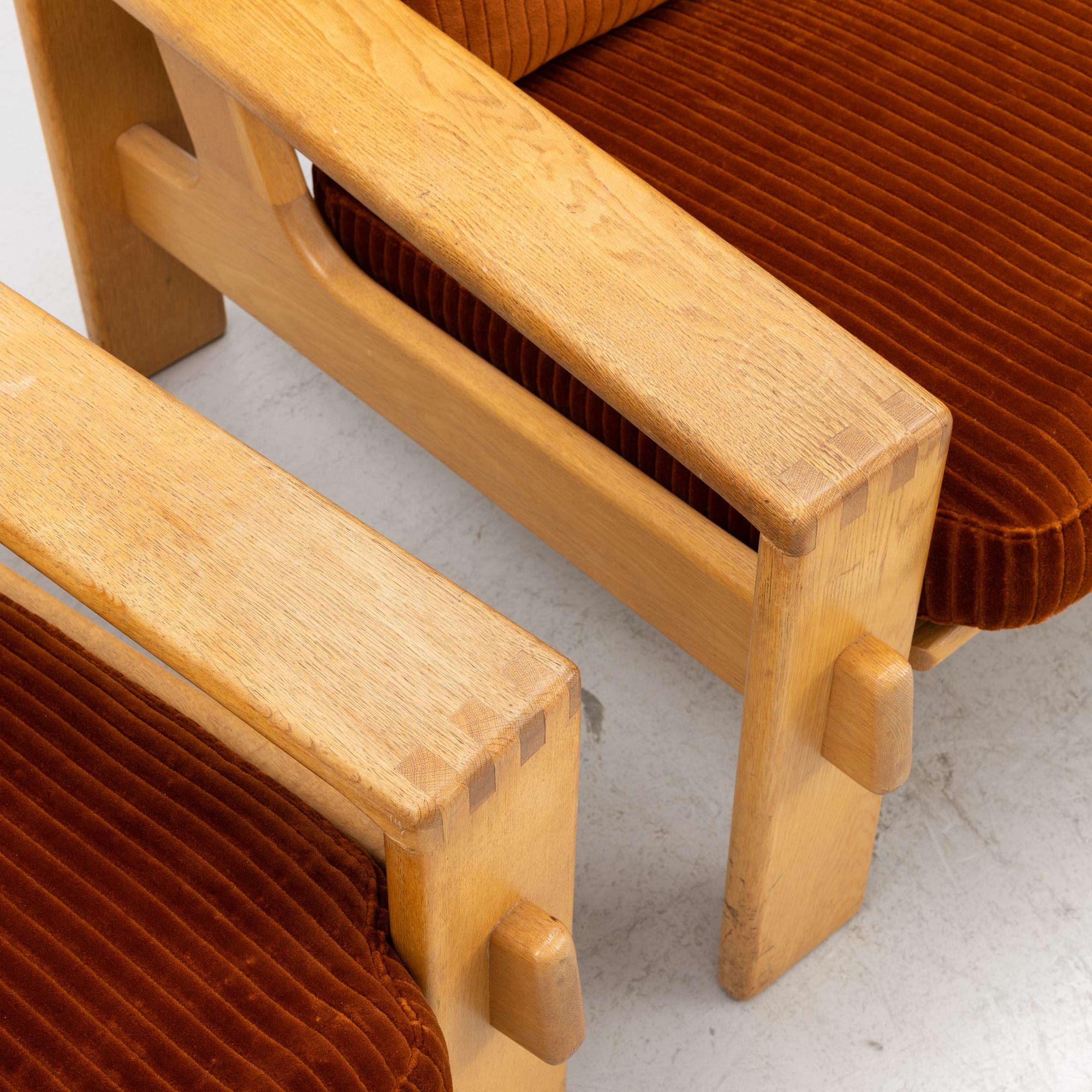 Esko Pajamies, fåtöljer, ett par "Bonanza" för Asko möbler Finland 1960/70-tal.