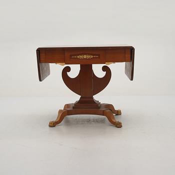 KLAFFBORD, Karl Johan- stil, 1900-talets början.