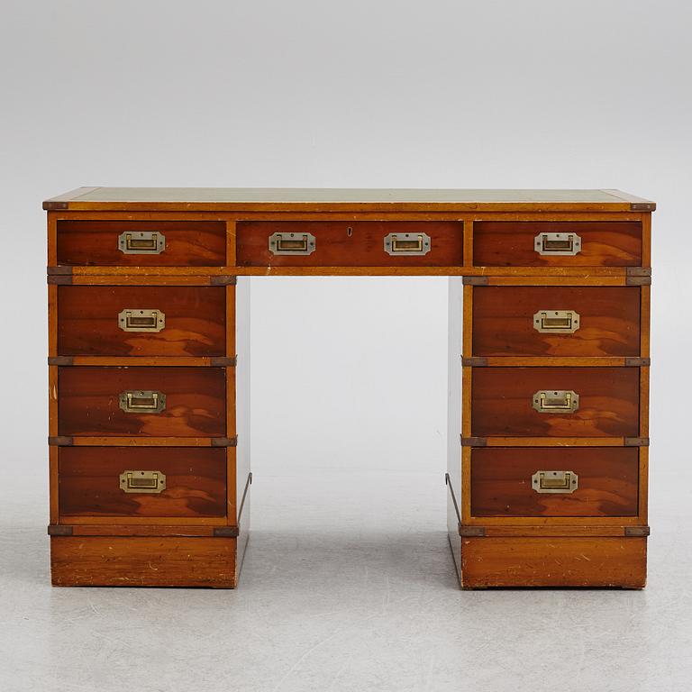 Writing desk, England, second half of the 20th century.