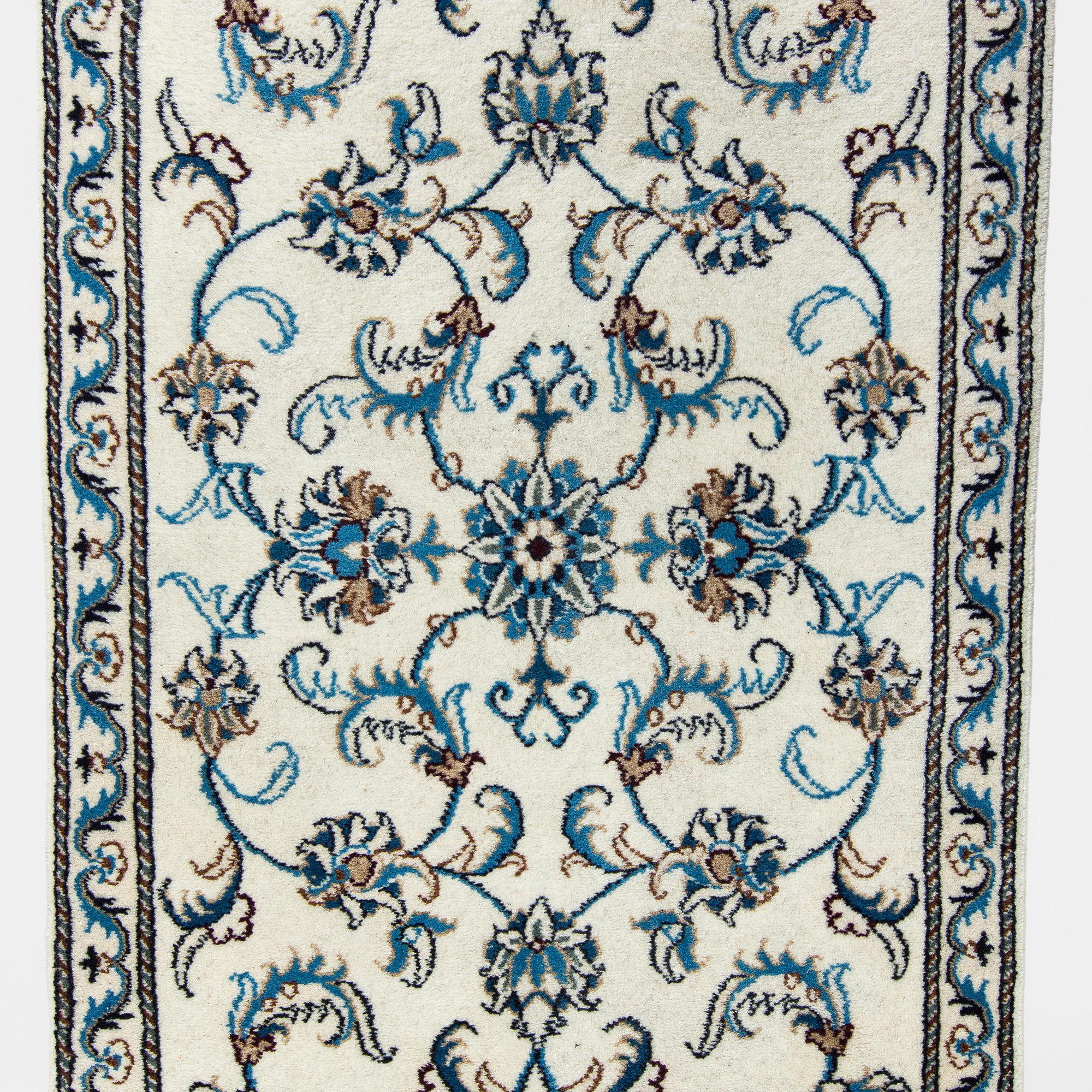 Käytävämatto, Nain, noin 294 x 79 cm.