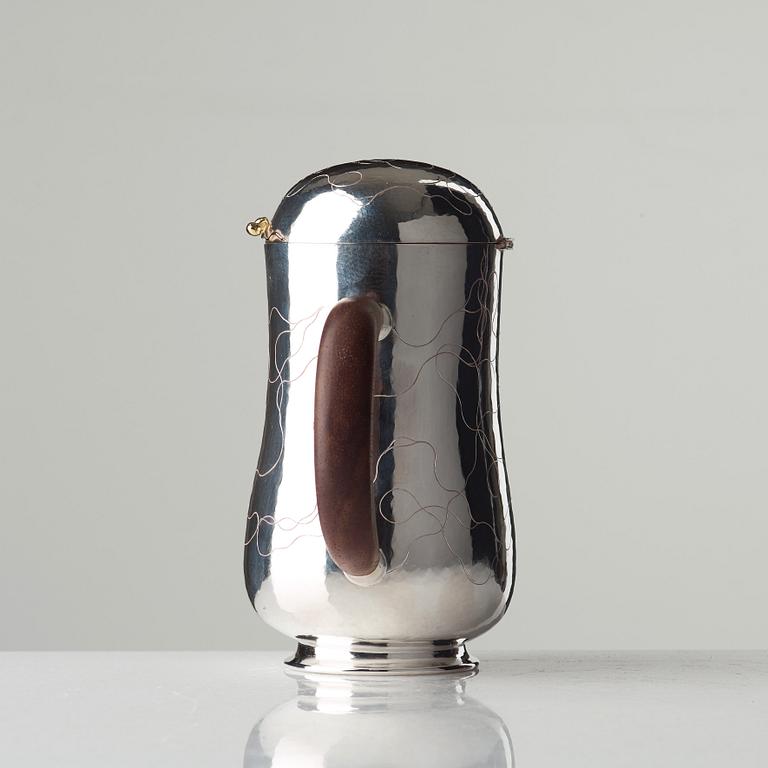 Olle Ohlsson, An Olle Ohlsson sterling coffee pot, executed in his Stockholm workshop in 2003.