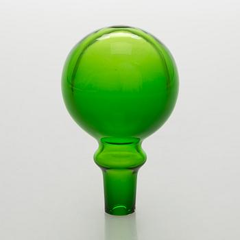 Tapio Wirkkala, A 'Coreano' glass carafe for Rosenthal 1979.