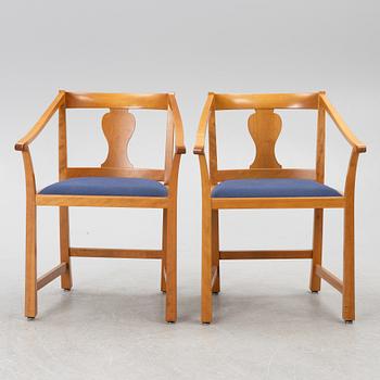 Carl Malmsten, A pair of "The City Hall Chair" armchairs.