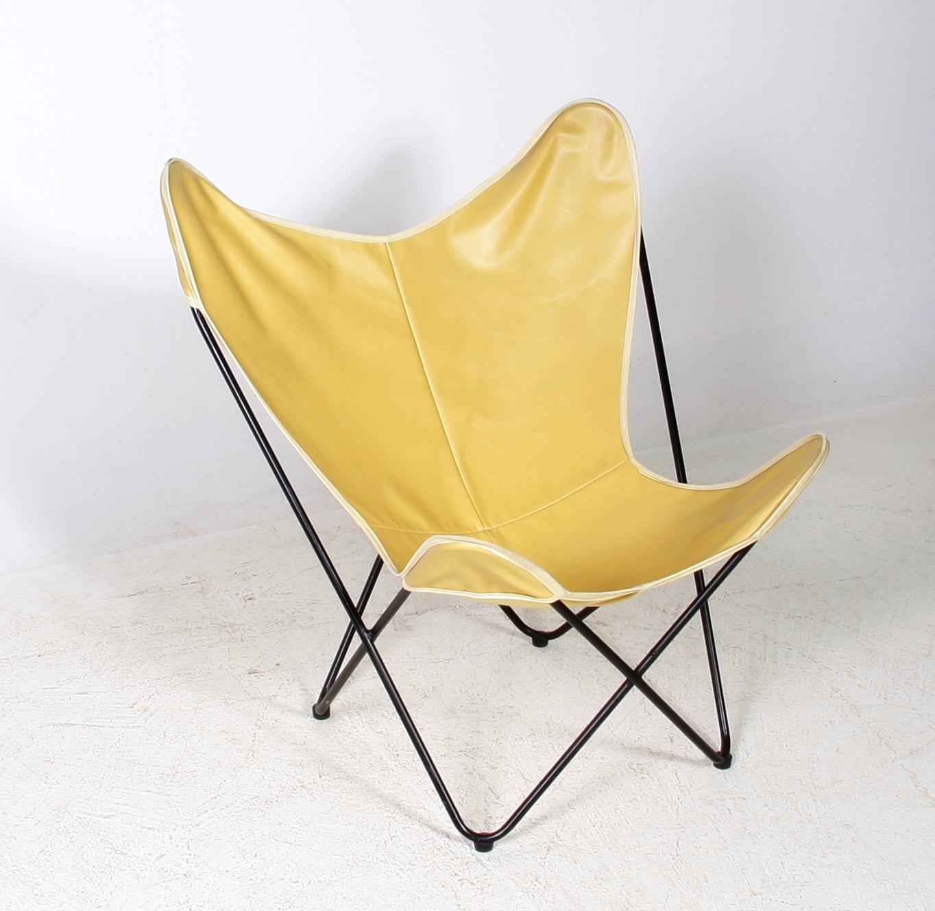 FÅTÖLJ, "fladdermus", 1950/60-tal.