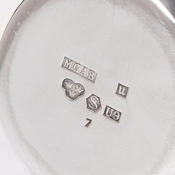 Markströms Guldsmeds Ab, A Swedish silver cream jug, sugar bowl and tray, Uppsala 1970.