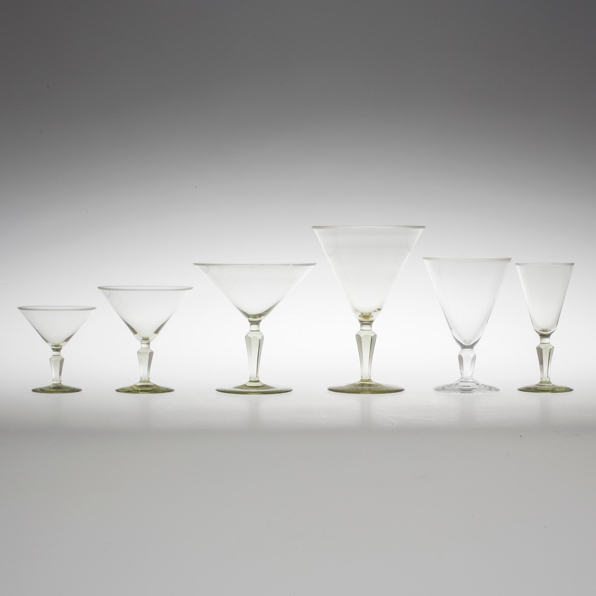 GLASSERVIS, 93 delar, 1900-tal.