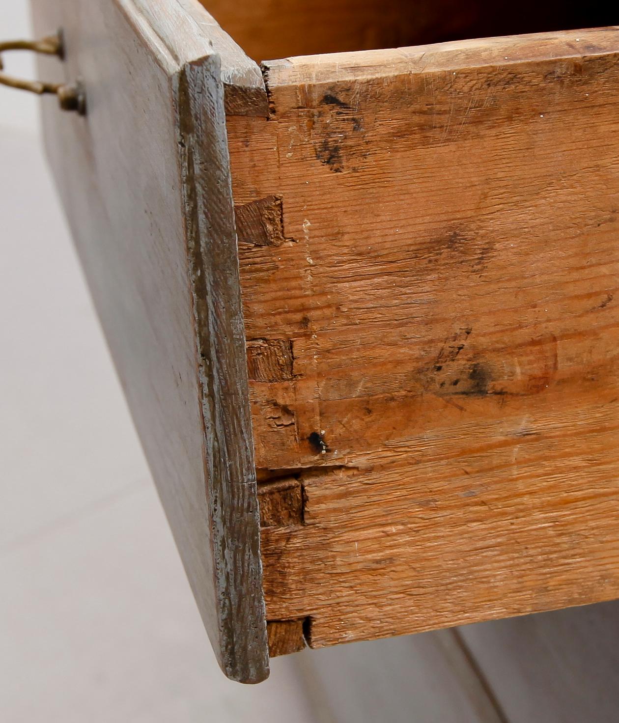 SKRIVSKÅP, 1700-talets andra hälft.