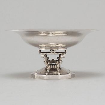 JOHAN ROHDE, skål på fot, silver, Georg Jensen, Köpenhamn, Danmark, 1918.