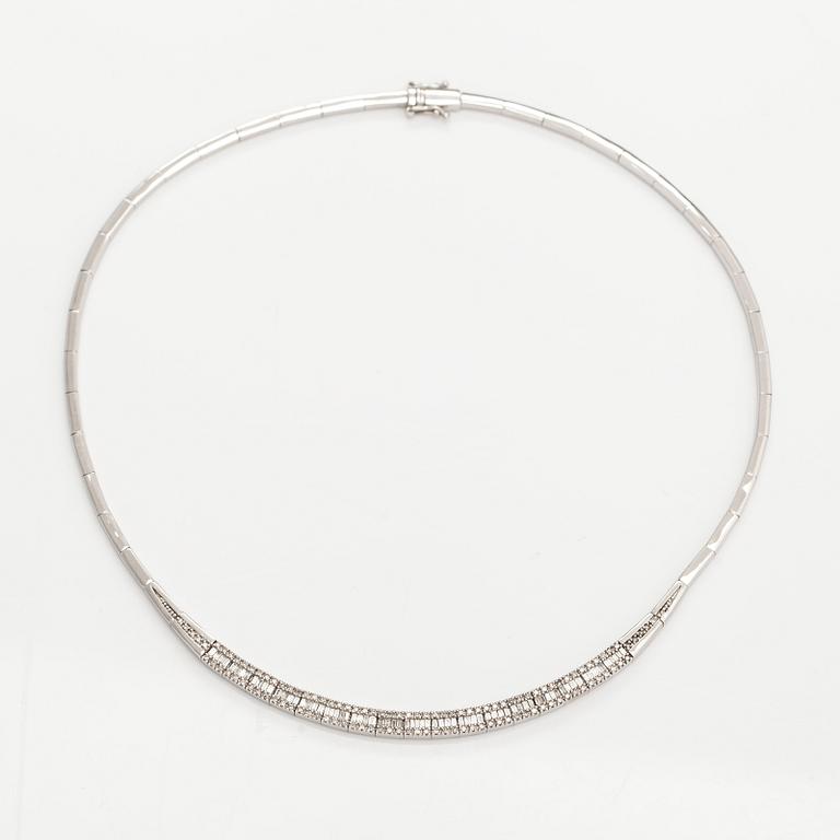 Halsband, 14K vitguld, diamanter ca 1.30 ct tot.