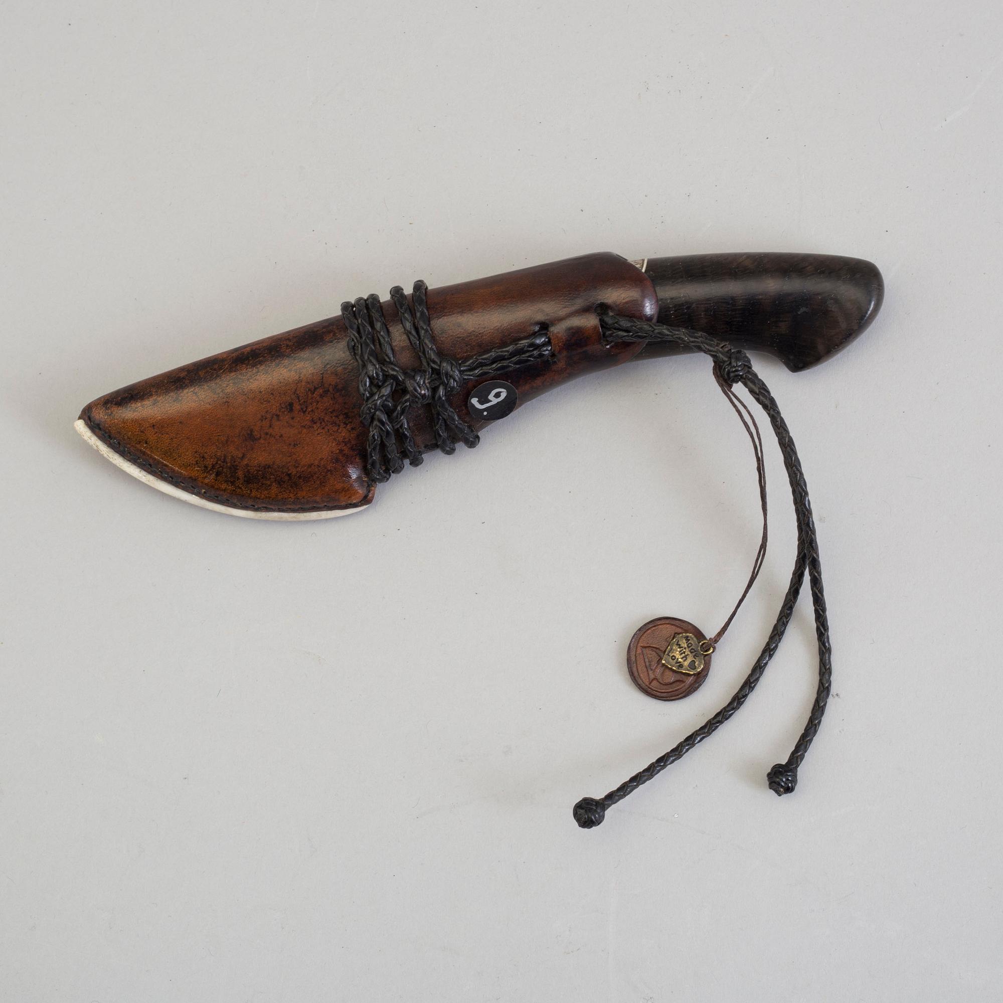 A contemporary knife by Andrzej Rybak.