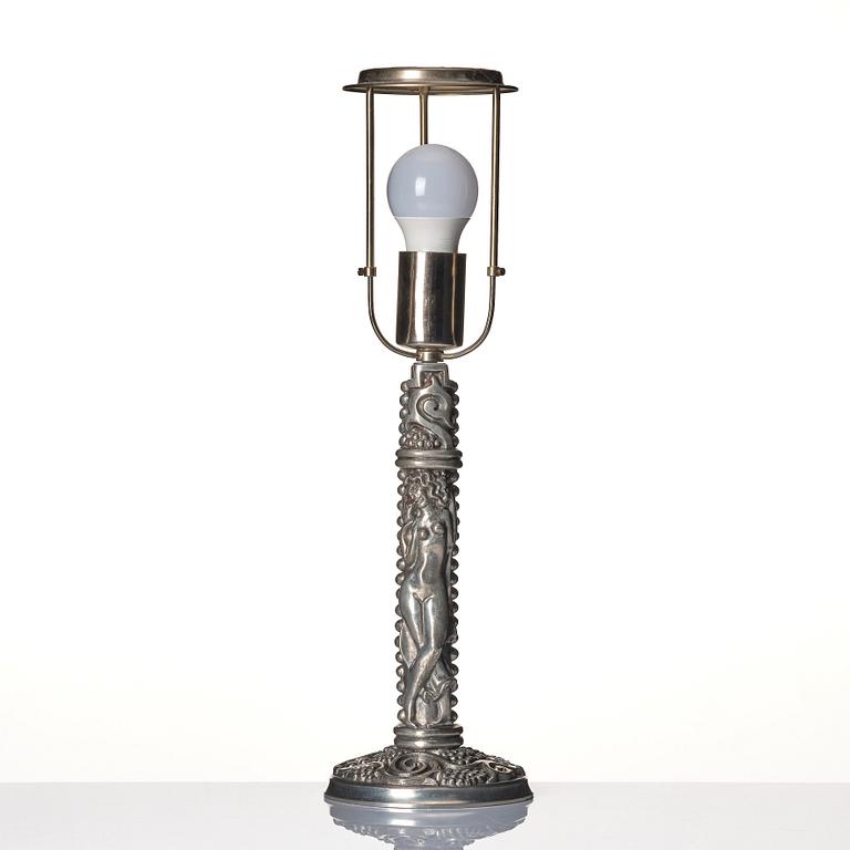 Anna Petrus, a rare pewter table lamp, Firma Svenskt Tenn, Stockholm 1927.