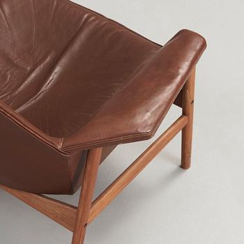 Ib Kofod-Larsen, fåtöljer, ett par Olof Persson, 1950-60-tal.