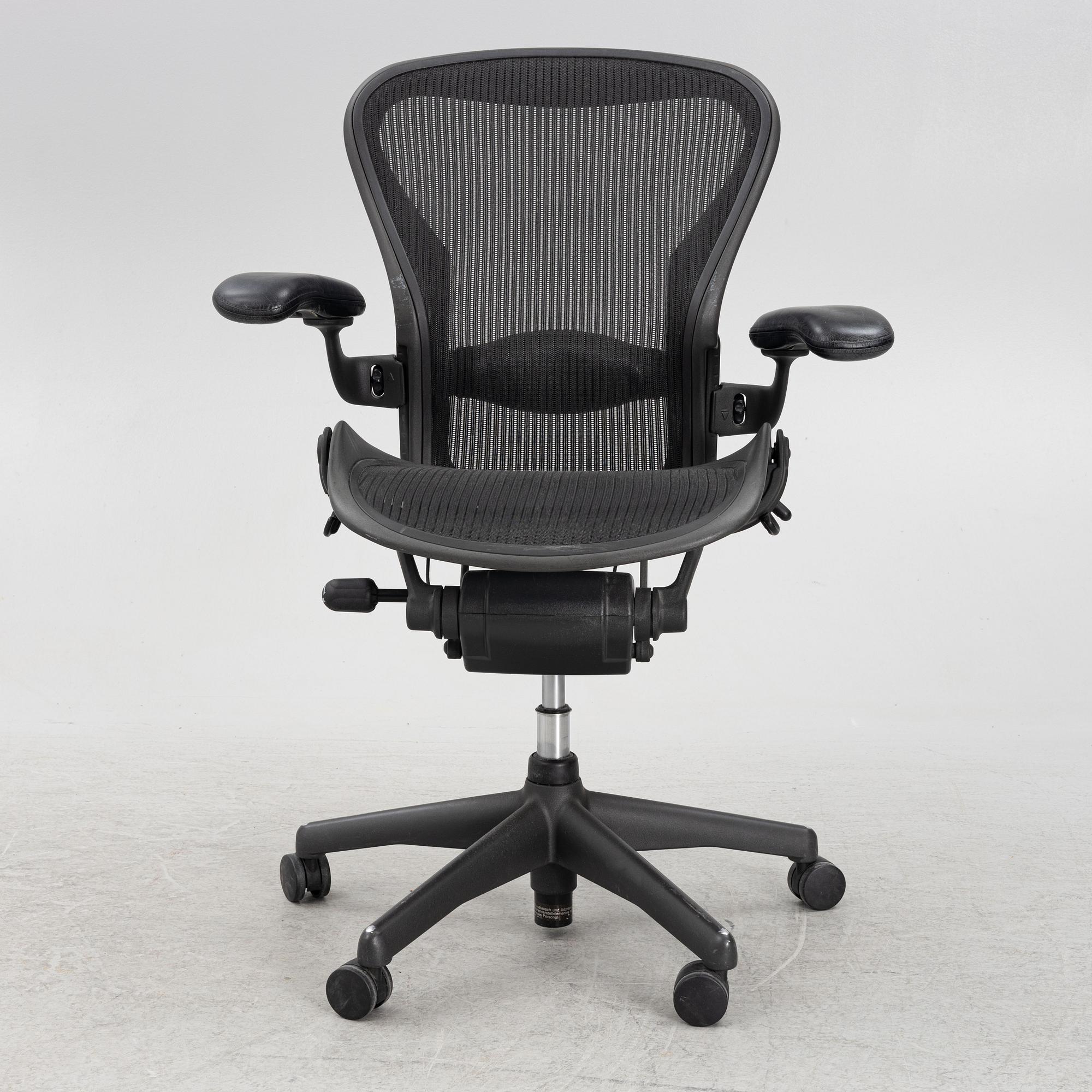 Don Chadwick/Bill Stump, skrivbordsstol, "Aeron", Herman Miller.