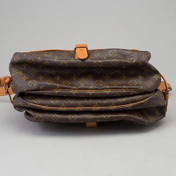 LOUIS VUITTON, a 'Saumur 35' monogram canvas bag.