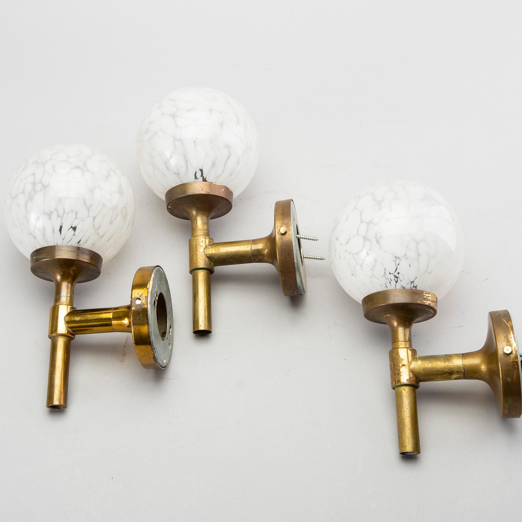 VÄGGLAMPOR 3 st sent 1900-tal.