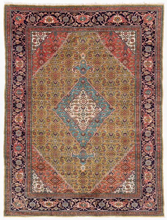 Matta, orientalisk, ca 272 x 208 cm.