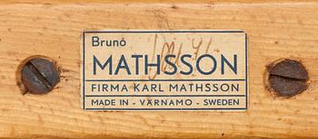 FÅTÖLJ  med FOTPALL, "Pernilla", Bruno Mathsson, Firma Karl Mathsson, 1944.