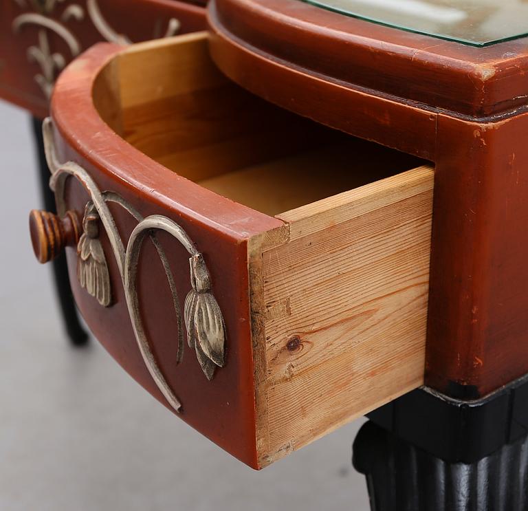 TOALETTBORD, Swedish grace, 1900-talets första hälft.