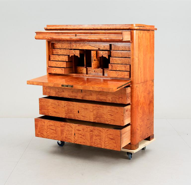 CHIFFONJE, senempire, 1800-talets mitt.