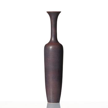 Gunnar Nylund, a stoneware vase, Rörstrand 1950-60s.