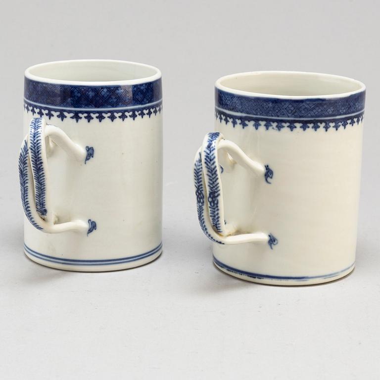 A pair of blue and white jugs and a punch bowl, Qing dynasty, Jiaqing (1796-1820).