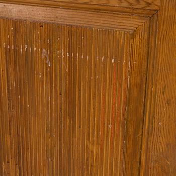 A late Gustavian dining cupboard, circa 1800.