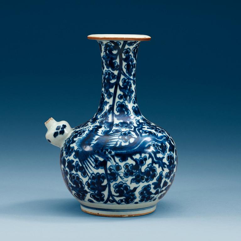 KENDI, porslin. Qing dynastin, tidigt 1700-tal.