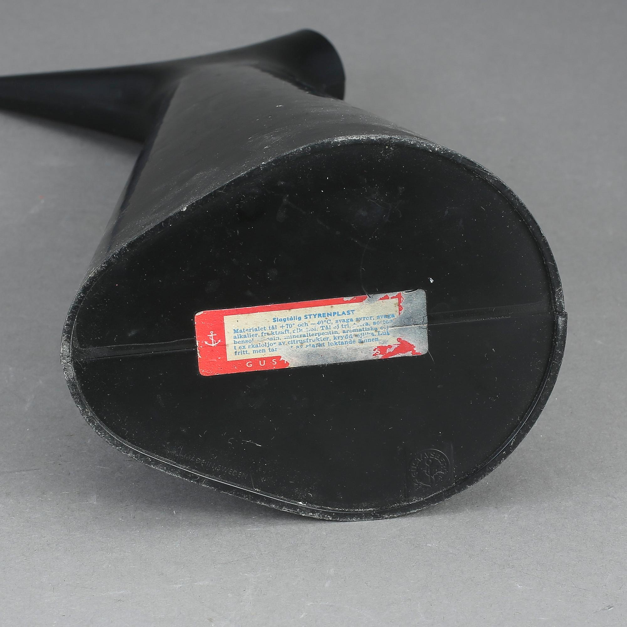 VATTENKANNA, styrenplast, design Carl-Arne Breger, Gustavsberg. 1900-talets andra hälft.