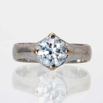 Ring 18K vitguld med 1 briljant 1,52 ct H SI1, GIA certifikat 2010.