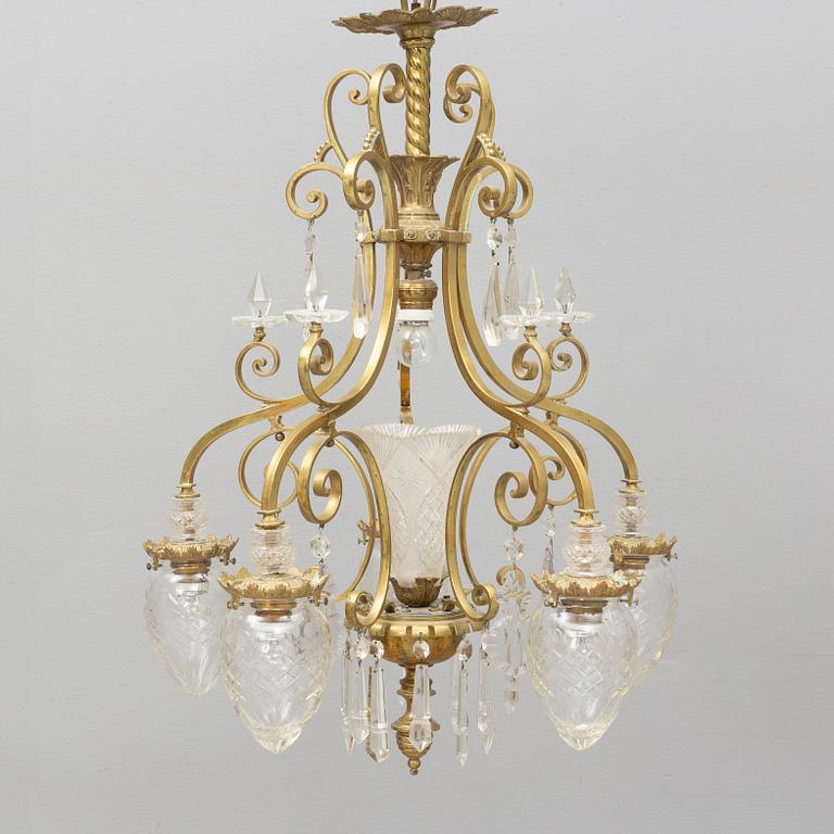 A chandelier, beginning of the 20th century.