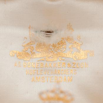 ARMRING/BROSCH med gammalslipade diamanter och safirer. Monogramdekor för Willem III och Emma Waldeck-Pyrmont.