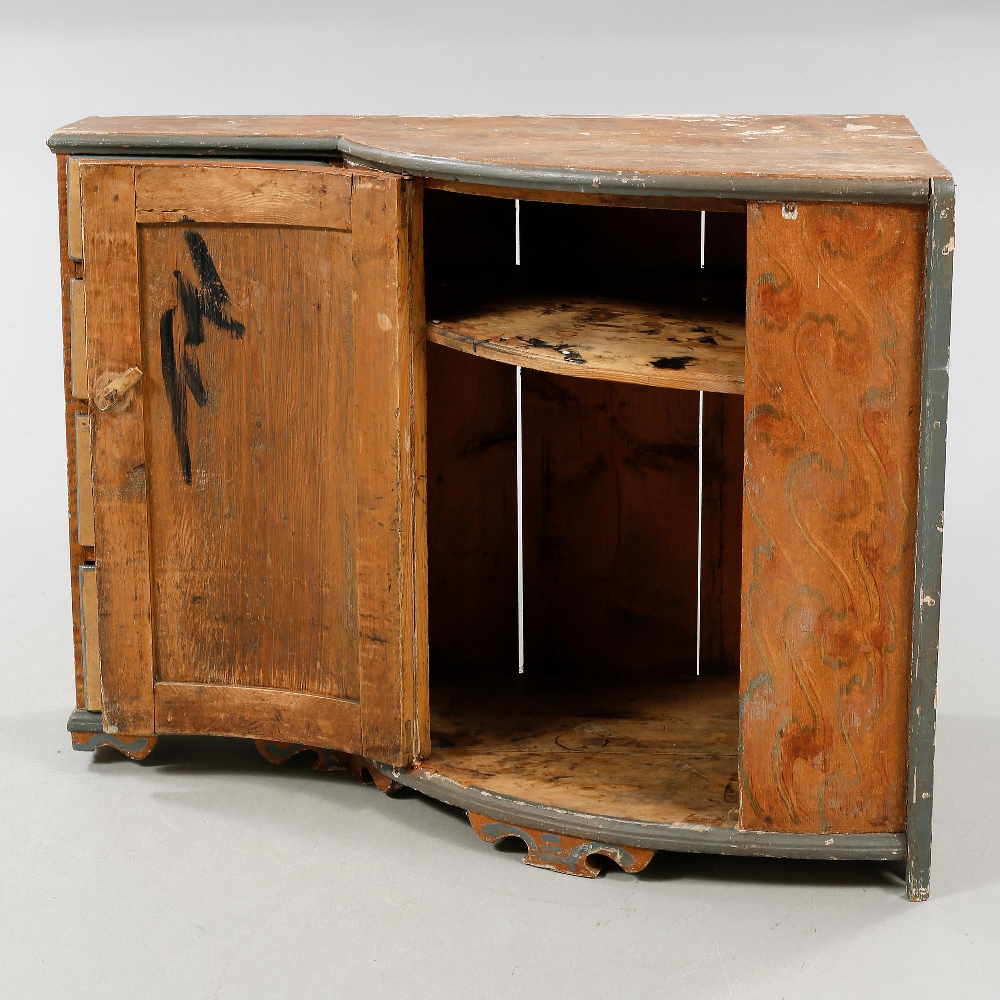 HÖRNMÖBEL, 1800-tal.