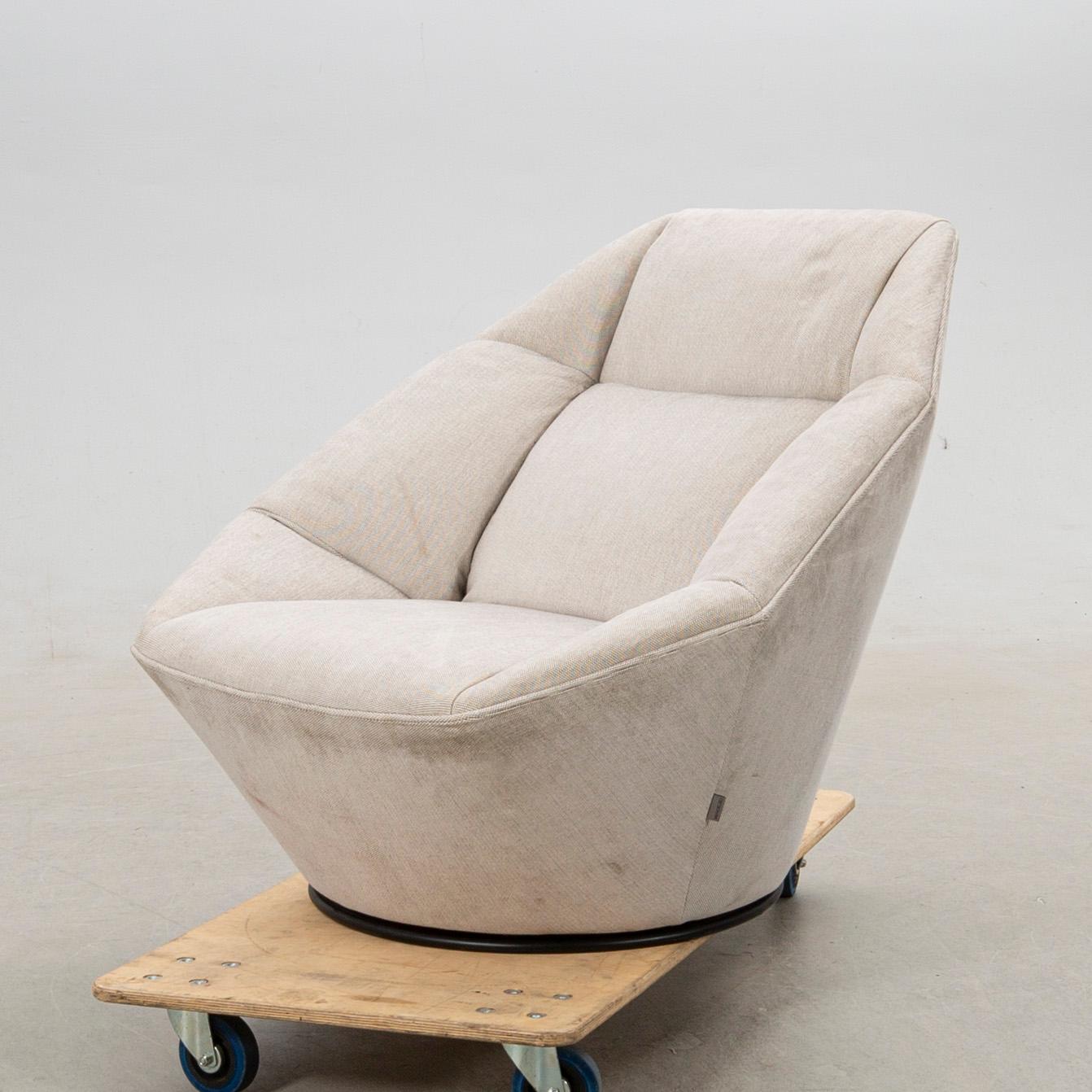 Toan Nguyen armchair "Sail" Wendelbo contemporary.