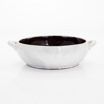Marita Lybeck, A ceramic bowl, signed ML.