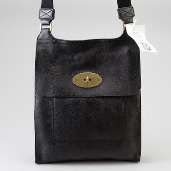 A Mulberry "Anthony Messenger Black" shoulder bag.