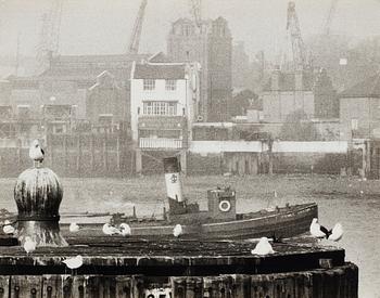 227. Hans Hammarskiöld, "East End, London", 1955/56.