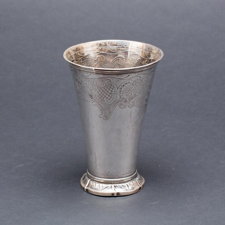 BÄGARE, silver, A. Nilsson, 1902. Vikt ca 367 gram.