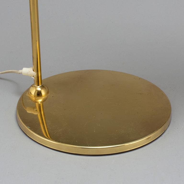 BORDSLAMPA, mässing, OMI, 1900-talets andra hälft.