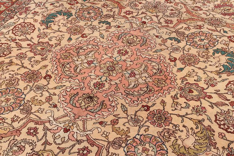 A semiantique Dragon Tabriz 'Ghanadi' carpet, c 342 x 263 cm.