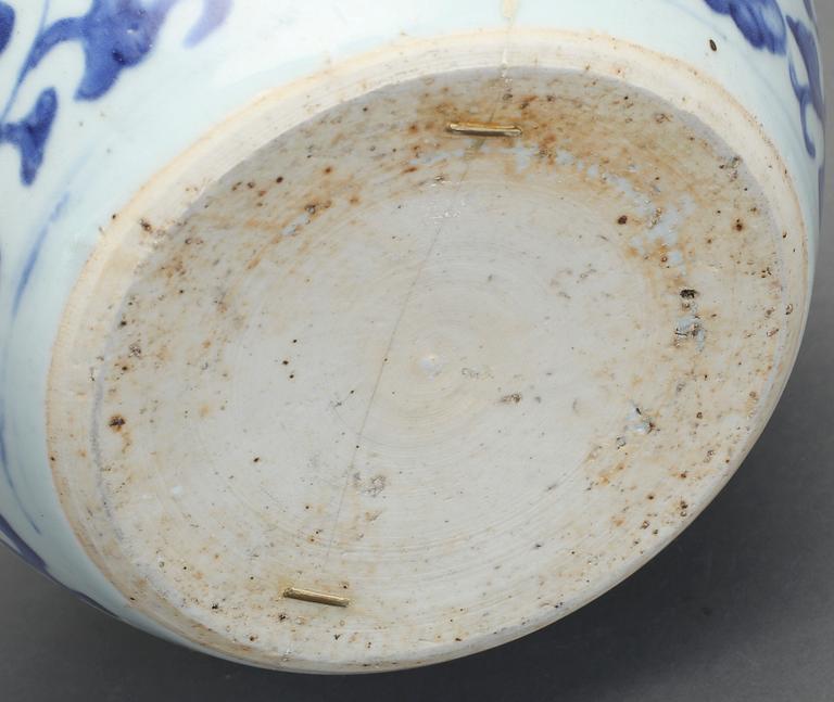 VAS/AMPEL, porslin, Kina, 1800-tal.