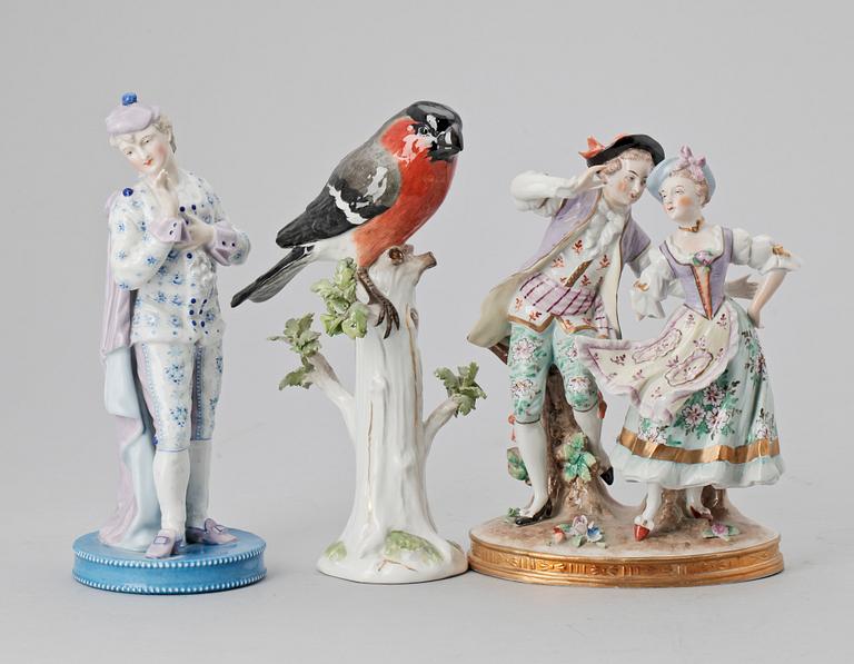 FIGURINER, 3 st, porslin, bl.a. Meissen, 1900-tal.