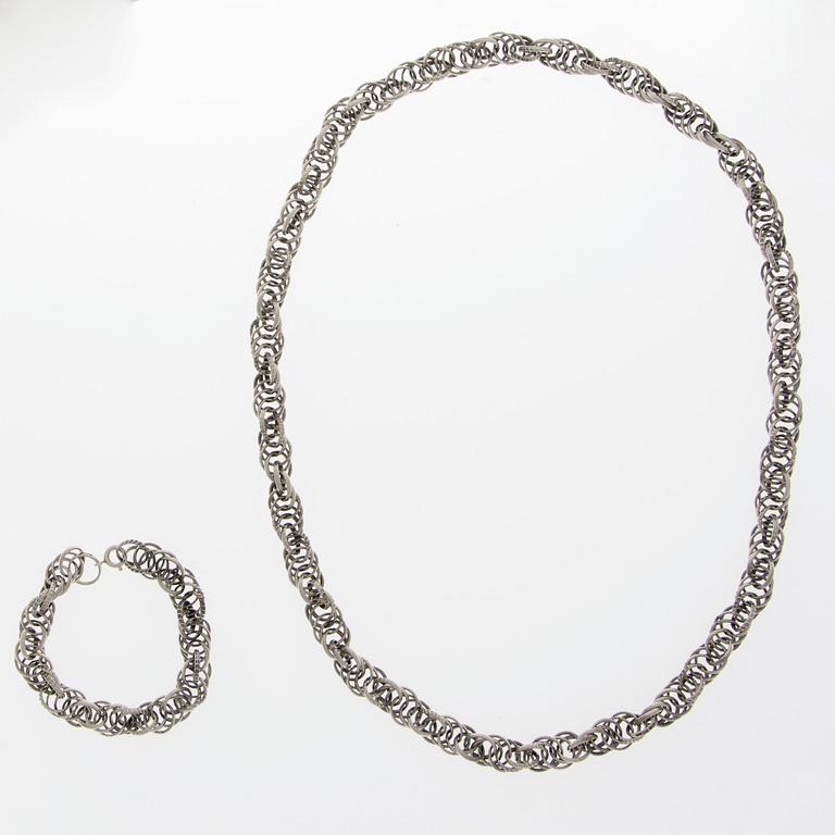 HALSSMYCKE och ARMBAND, Kalevala Koru 1977, silver.