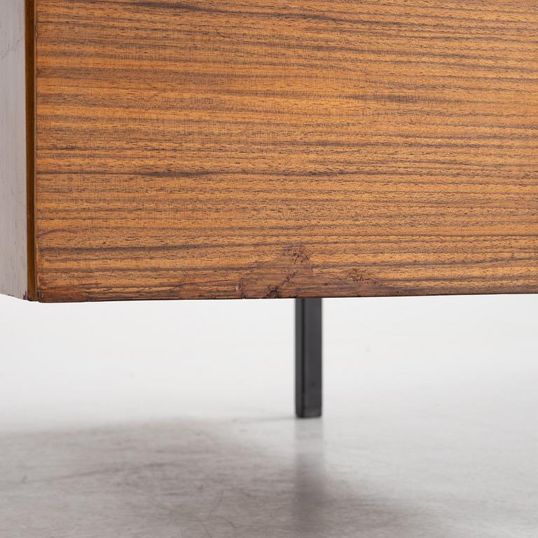 Knoll International, skrivbord, licenstillverkat av Nordiska Kompaniets verkstäder, Nyköping, 1960.