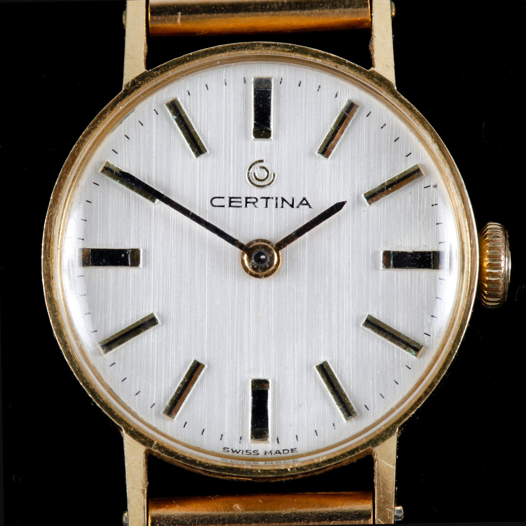 DAMARMBANDSUR, Certina, band X-länk18k guld. Tot.vikt 24,3g.