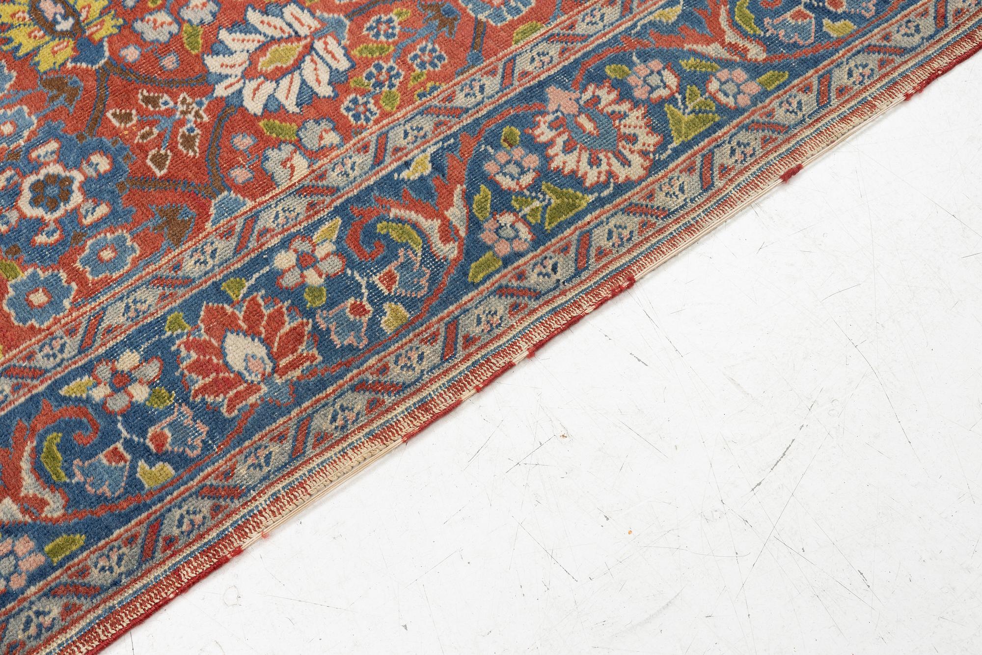 An antique Mahal rug, c.. 178 x 132 cm.