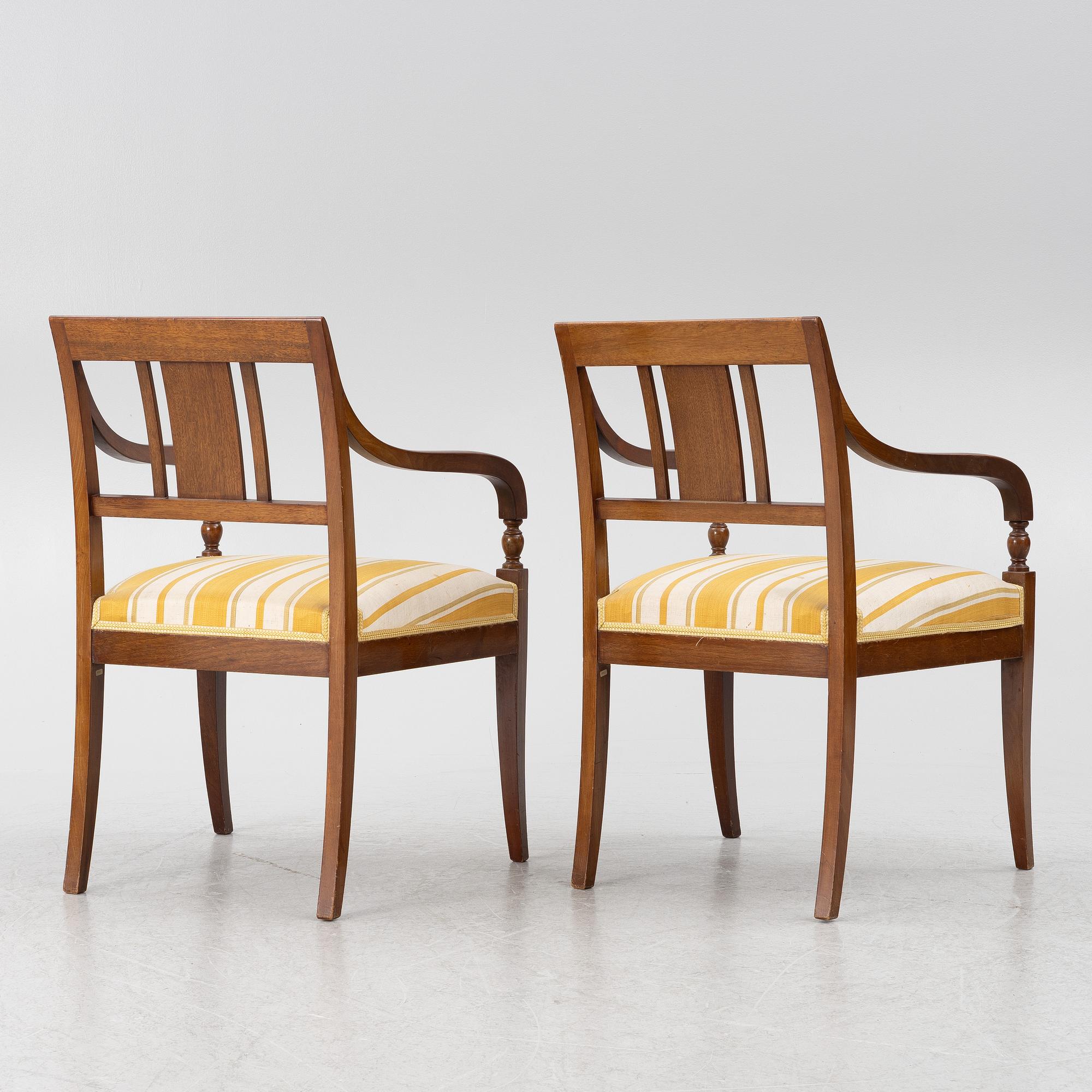 Karmstolar, ett par, empire, Sydsverige, 1800-talets första hälft.