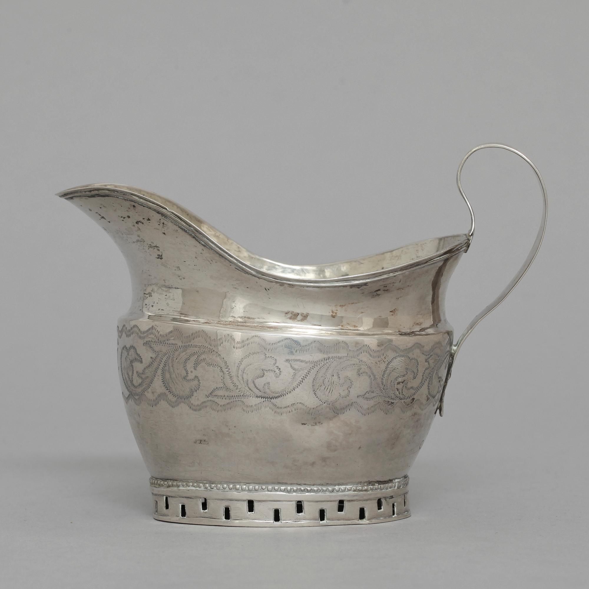 GRÄDDKANNA, silver, Nils Johan Hagman, Sundsvall 1825. Vikt c:a 80 g.