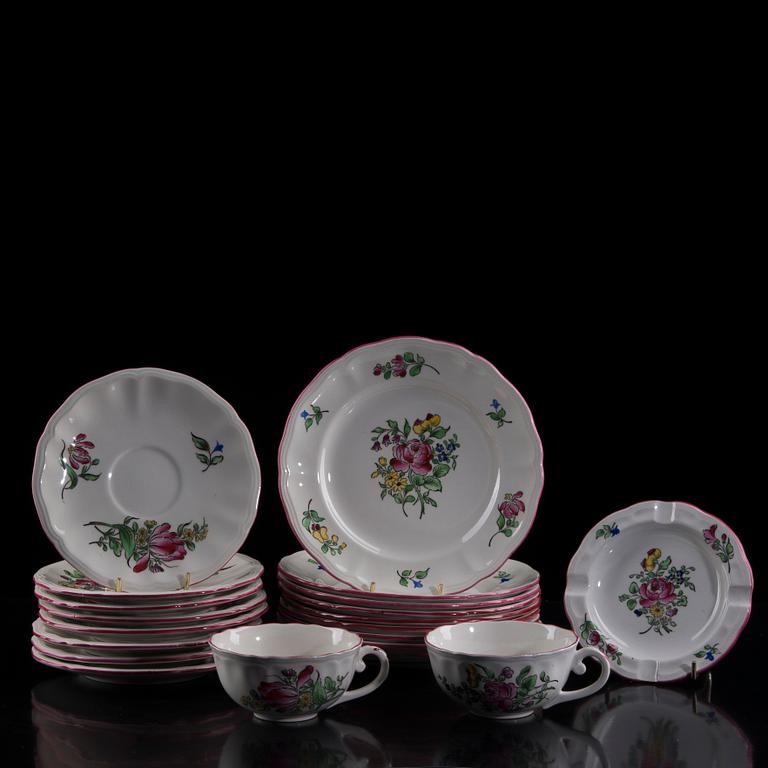 TESERVIS, 17 delar, flintgods, Luneville Porcelain, Frankrike 1900-talets senare hälft.