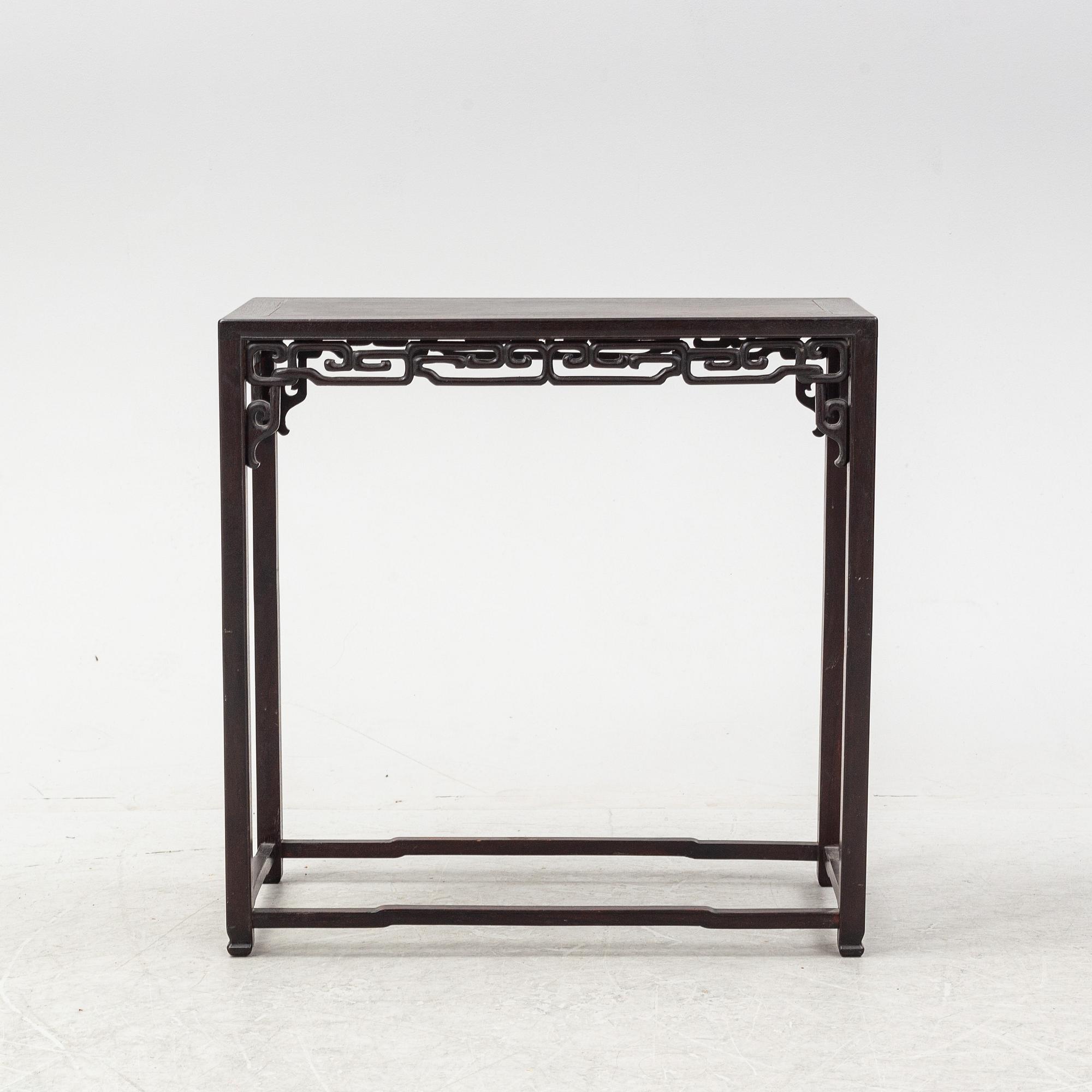 Altarbord, hardwood. Sen Qing/tidigt 1900-tal.